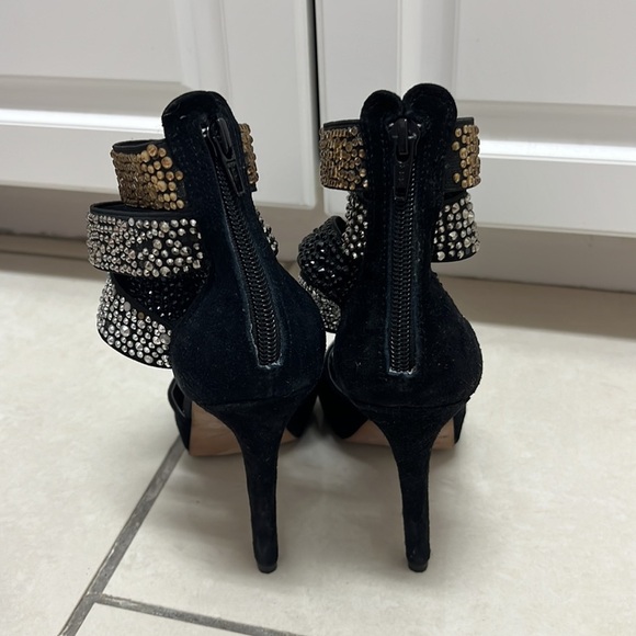 Aldo Rhinestones Black and Gold Strappy Open Toe Women's Heels | Size 6 - Picture 4 of 9